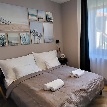 Dotis Apartman Tata Exterior foto
